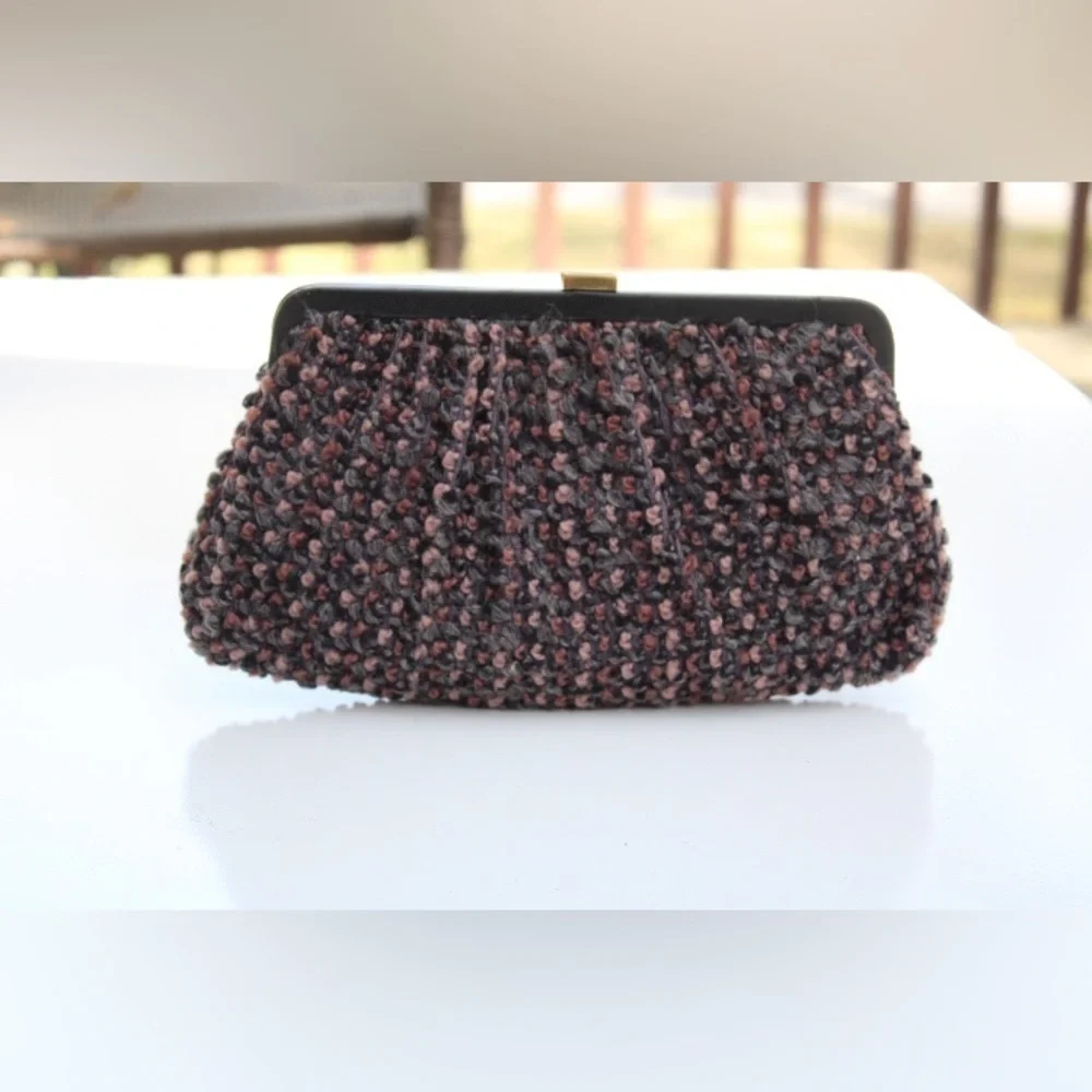 Beautiful Vintahe Beau sac clutch